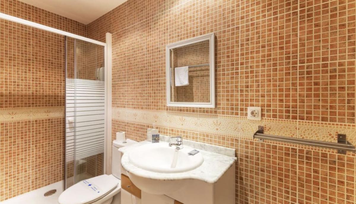 baño completo pleta de soldeu